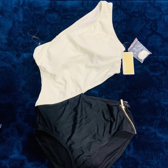 Michael Kors One Shoulder Swimsuit Black & White - Picture 2 of 6